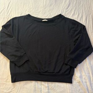 Women’s Black Crewneck Sweatshirt